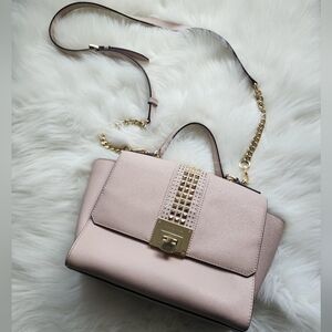 MICHAEL KORS Elegant Pink Handbag with Gold Accents